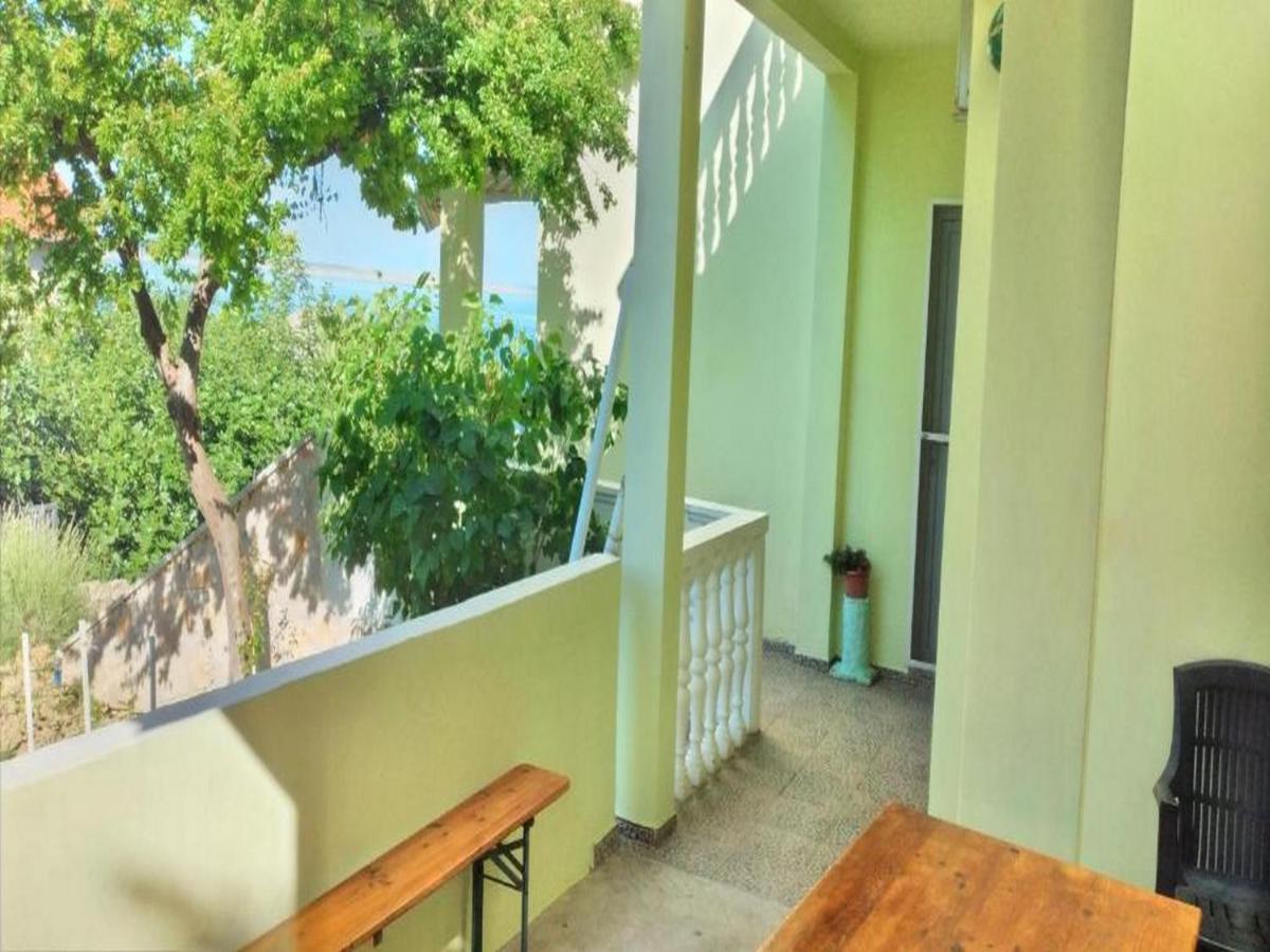 Apartments Miocic Ražanac Eksteriør bilde