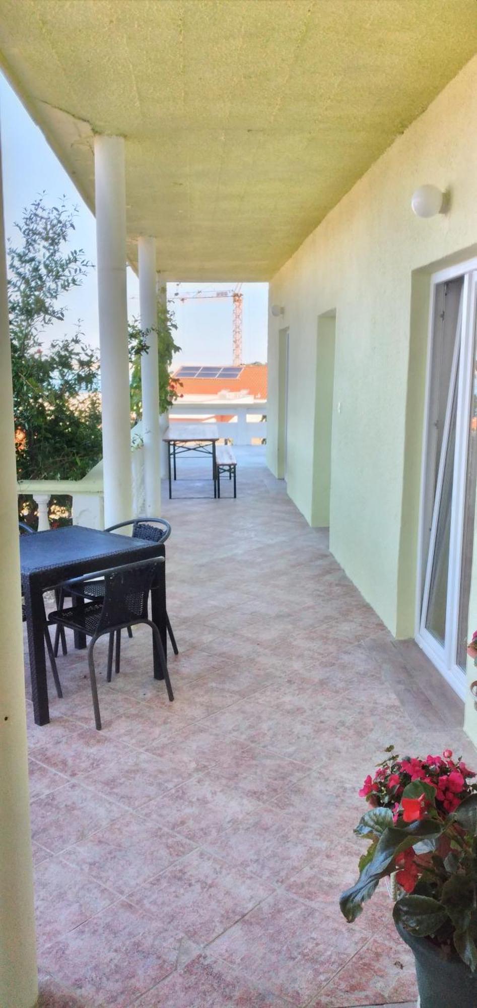 Apartments Miocic Ražanac Eksteriør bilde