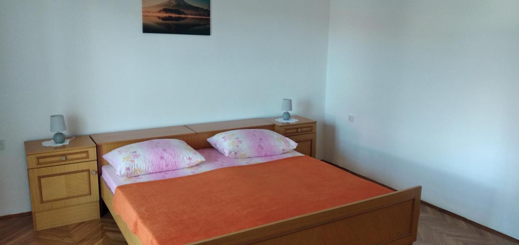 Apartments Miocic Ražanac Eksteriør bilde