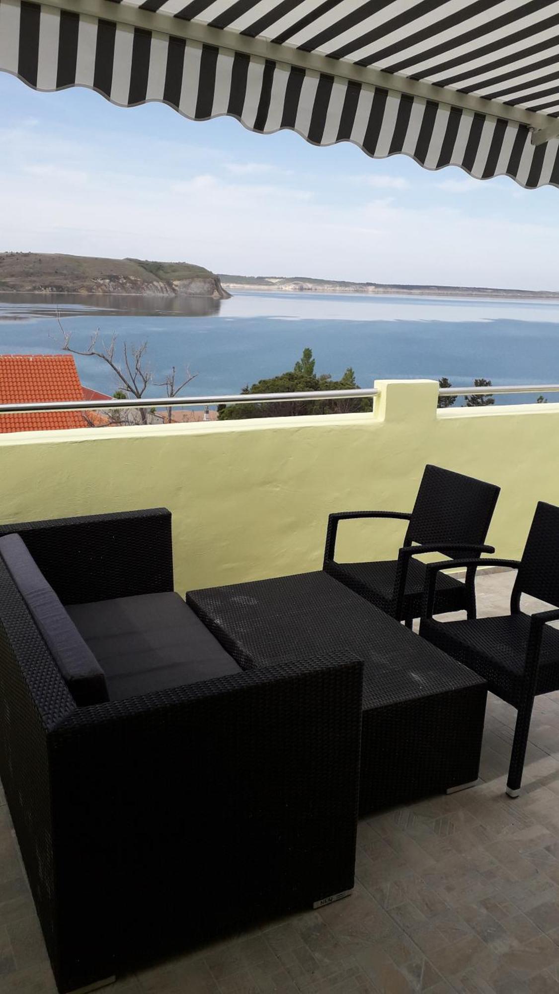 Apartments Miocic Ražanac Eksteriør bilde