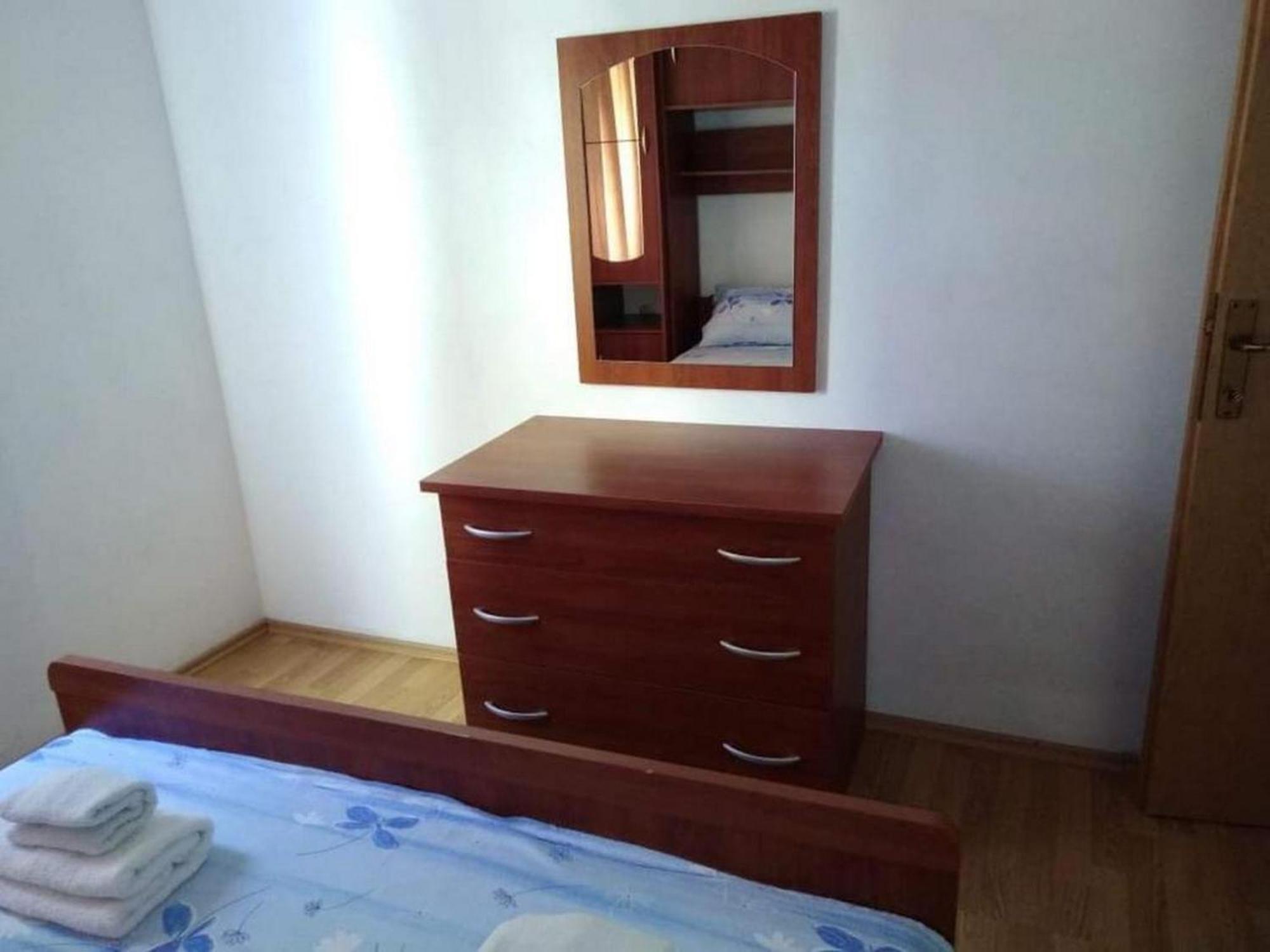 Apartments Miocic Ražanac Rom bilde